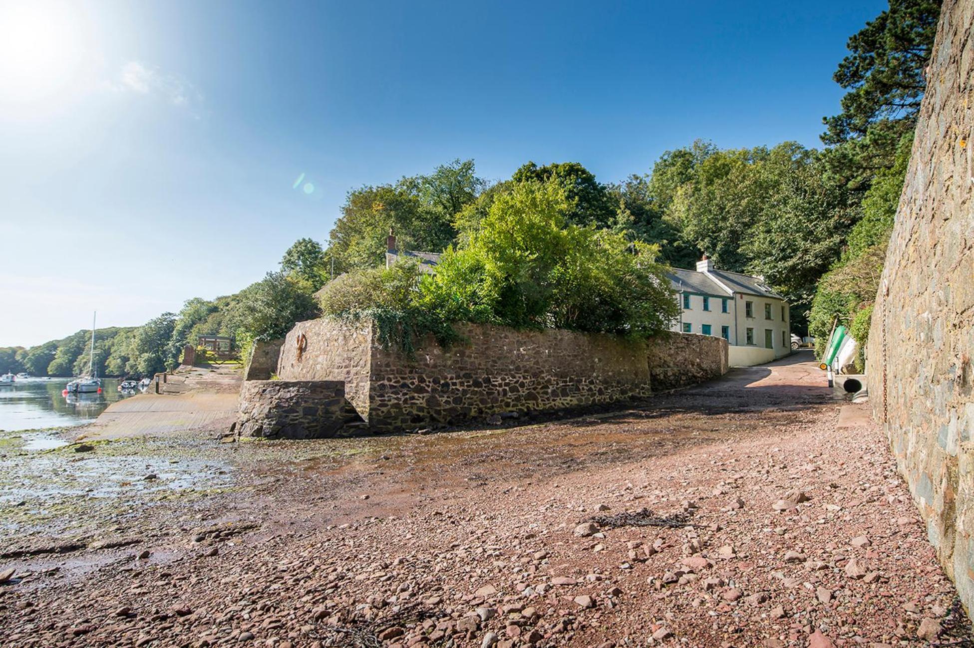 Sloop Inn Cottage Haverfordwest Ngoại thất bức ảnh